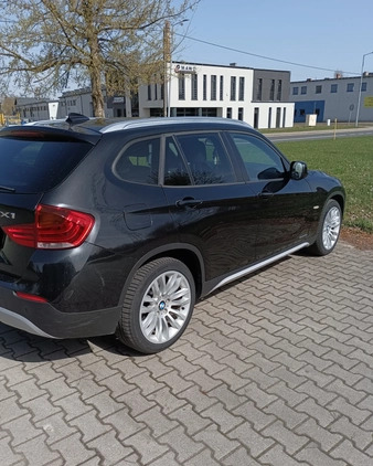 BMW X1 cena 37900 przebieg: 240000, rok produkcji 2010 z Nowa Sarzyna małe 781